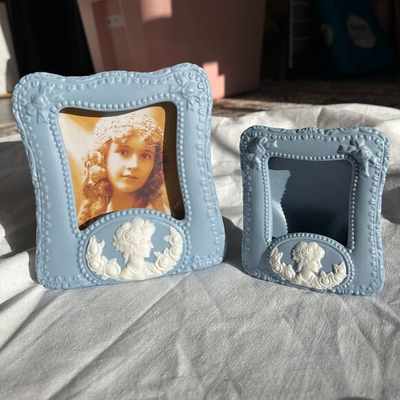 Vintage Blue Ceramic Photo Frame Set – Victorian Cameo Design - Picture 1 of 14